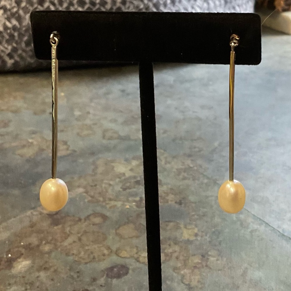 Sterling Silver Pearl Drop Earrings - Cream Pearl